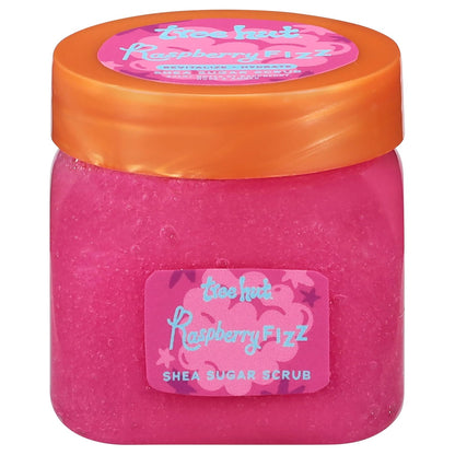 ✨ Tree Hut Vanilla Sugar Body Scrub – 18 Oz